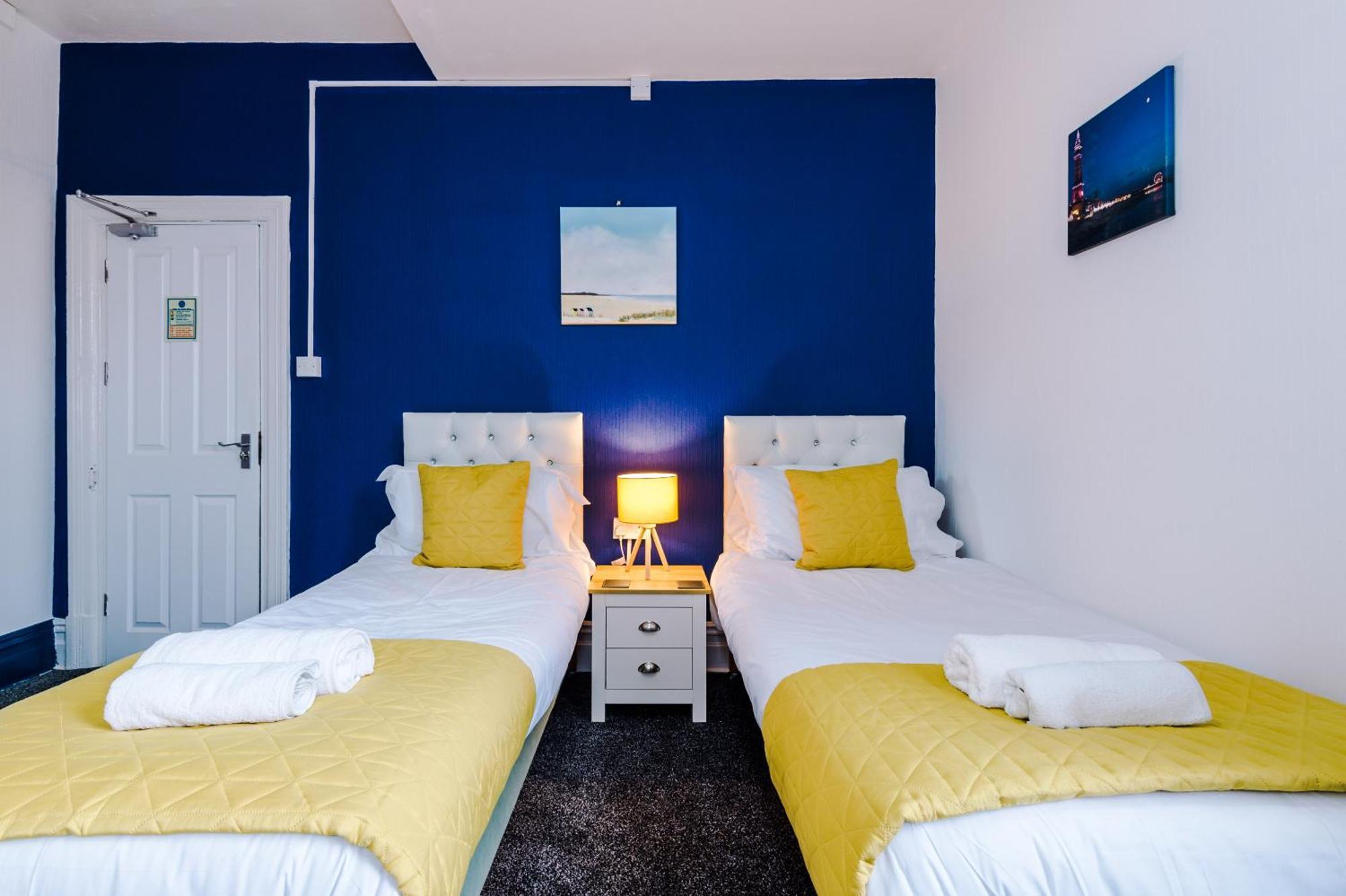 Pebbles Guest House Blackpool Room photo